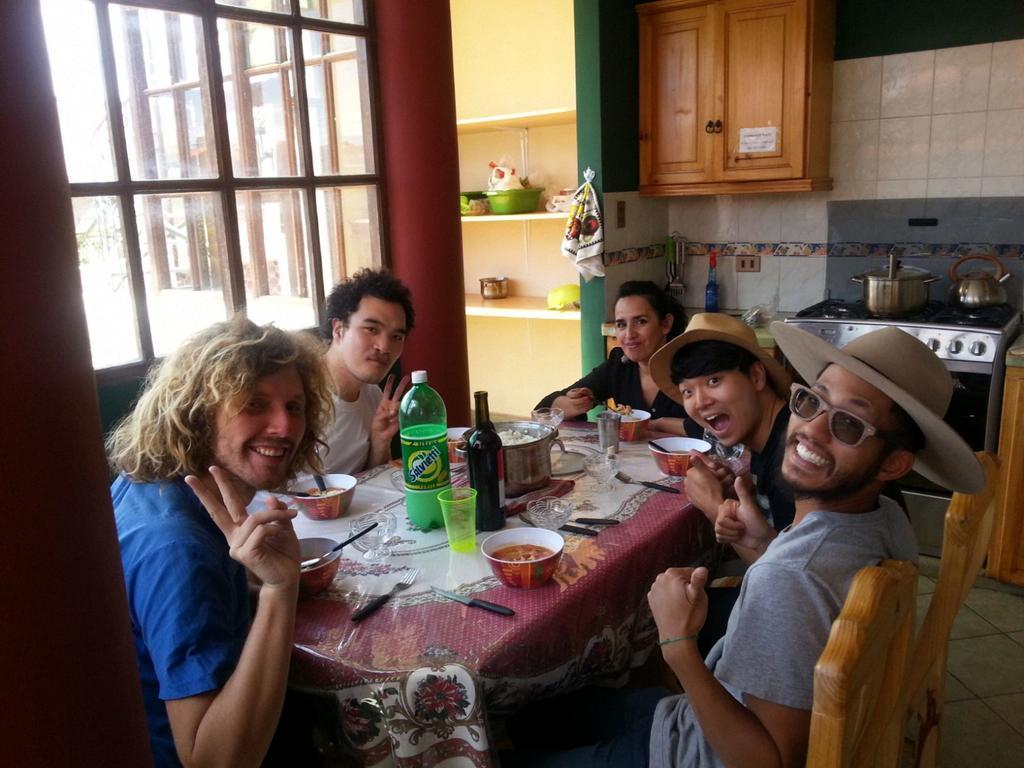 Villa Oropeza Hostel Sucre Exteriör bild